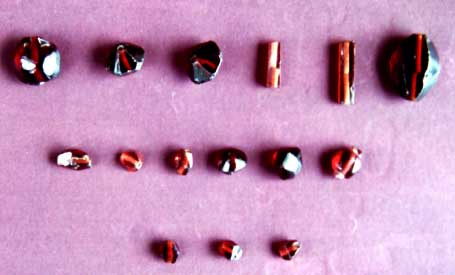 garnet_beads_with_different