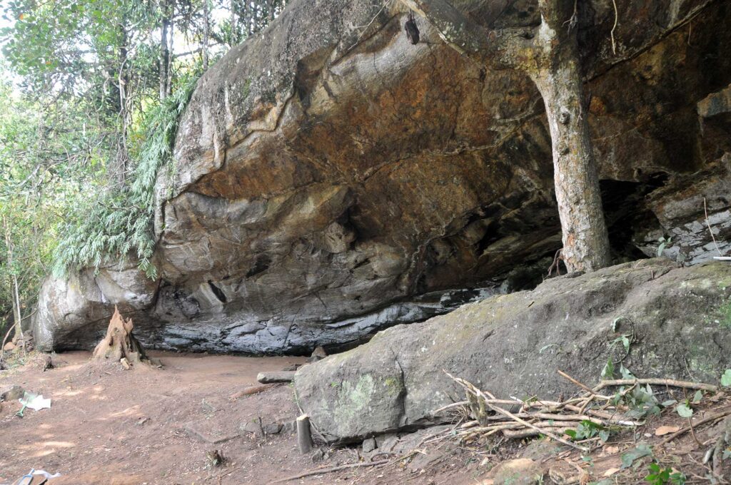 Paragahamaditta galge alias Bandukanda galge in Panana